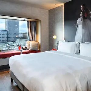Radisson Red Hotel, ウィーン